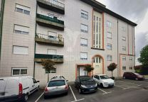 Apartamento t2 em azurva