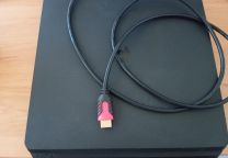 Consola Ps4, sem jogos e sem comandos