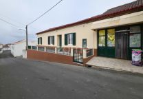 Moradia Térrea T3 + Minimercado - Achadinha,...